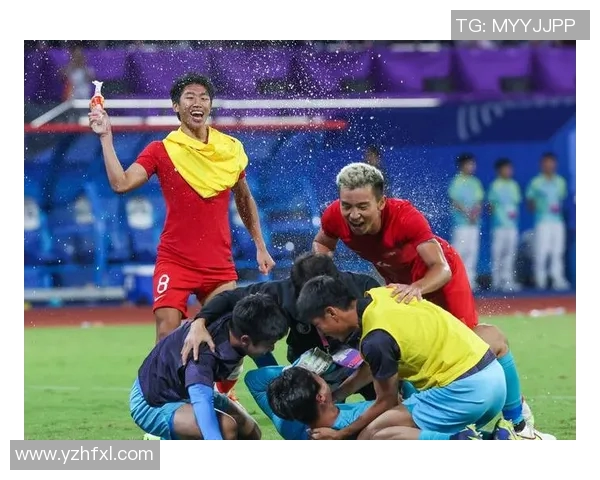 香港足球明星队激情对决球票热销引发球迷狂潮